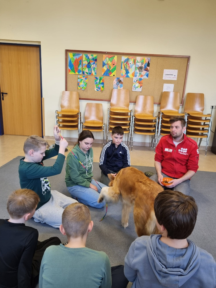 202604_Hundetherapie_3.jpg